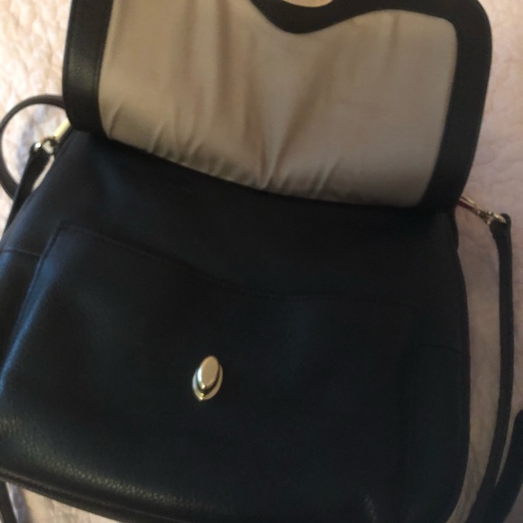 Talbots black/leopard leather crossbody bag - Picture 5 of 6